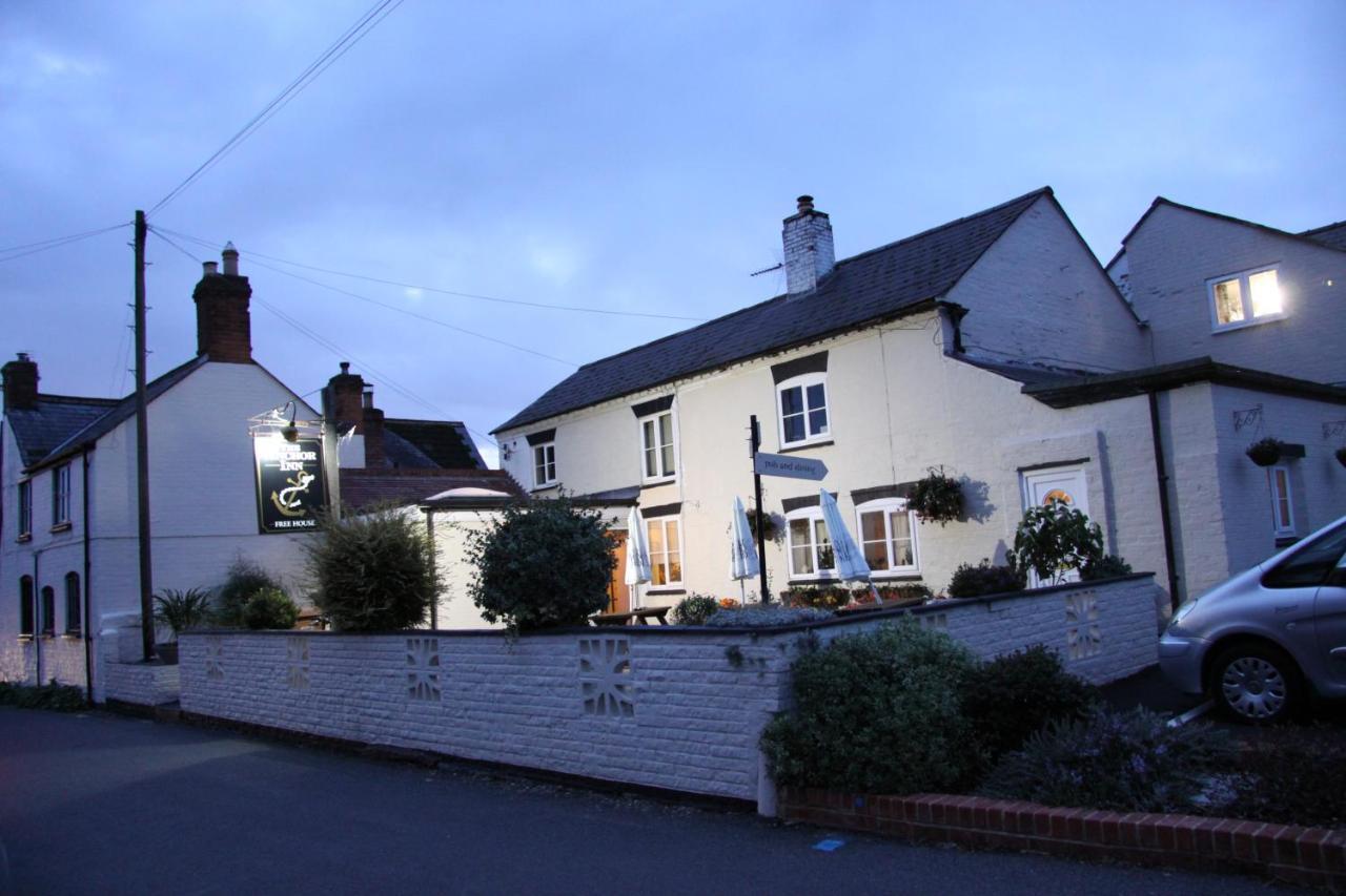 The Anchor Inn Pershore Exterior photo